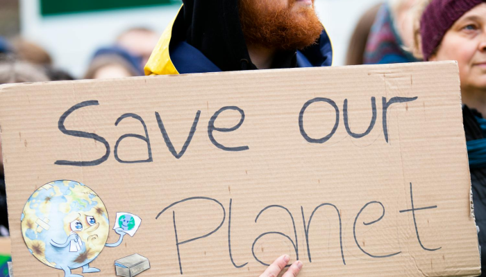 最新一期邱毅谈疫情:全球抗疫新策略与未来展望 最新一期邱毅谈疫情:全球抗疫新策略与未来展望